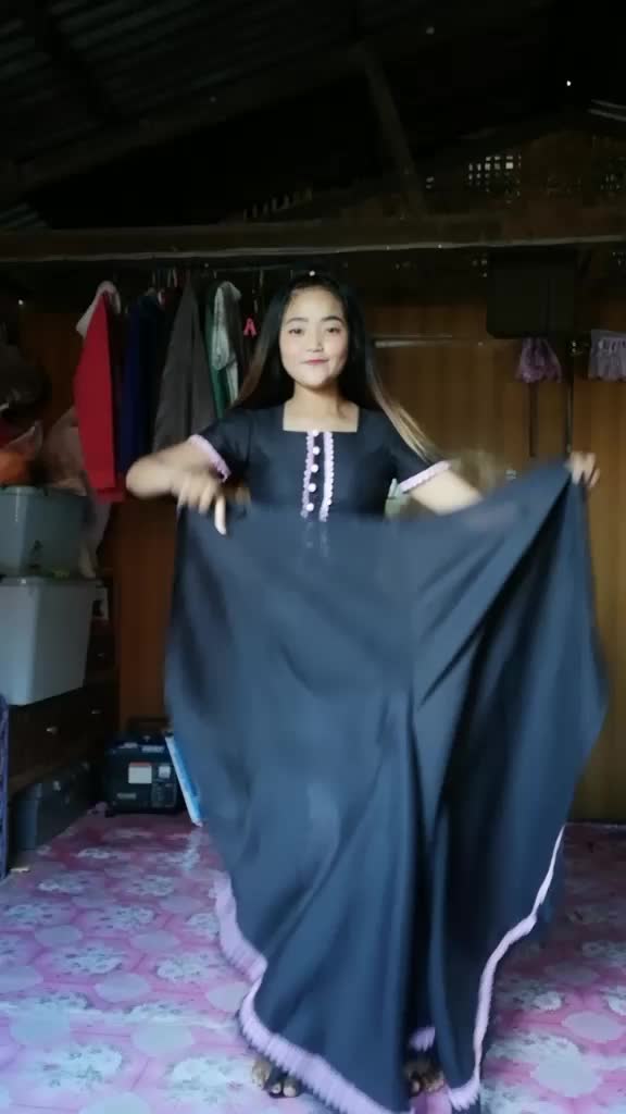 @Ei Ei san (Offical)
