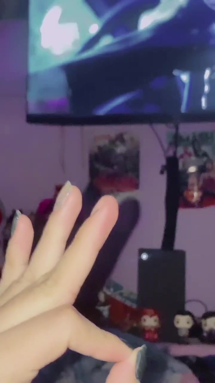 @Tuwaifu