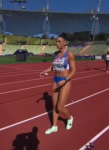 @Ivana Spanovic