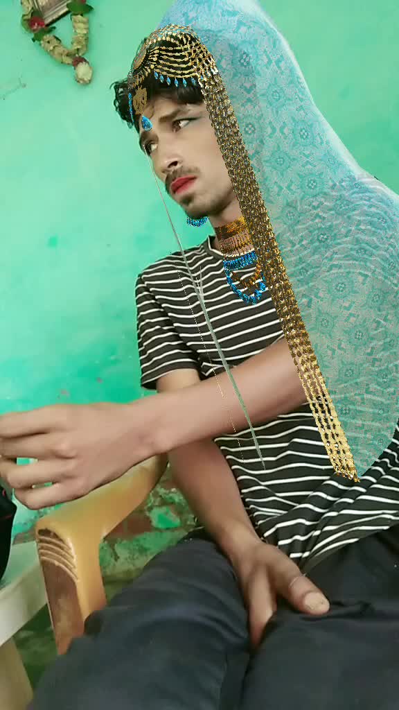@𝒱𝒾𝒸𝓀𝓎 𝓜𝓮𝓱𝓻?