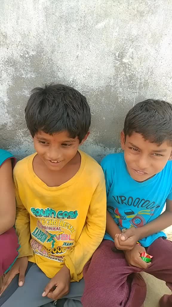 @Dharshi Thakor