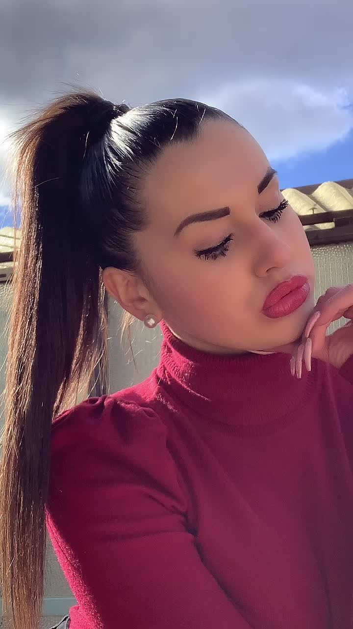 @𝓢𝓱𝓪𝓻𝓸𝓷👸🏻