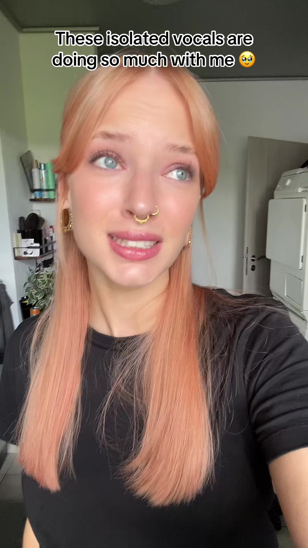 @moshshelle