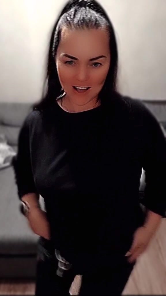 @𝐷𝑎𝑙𝑒𝑘𝑜_𝑛𝑒_𝑎𝑛𝑔𝑒𝑙