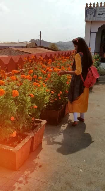 @sonali pandey