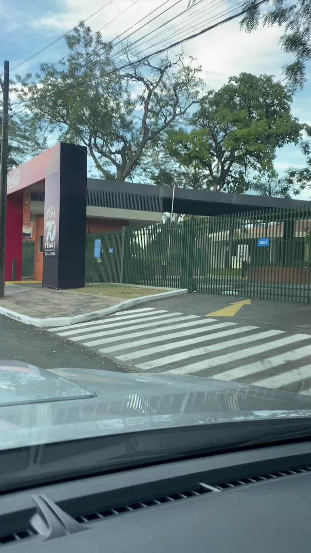 @Emi