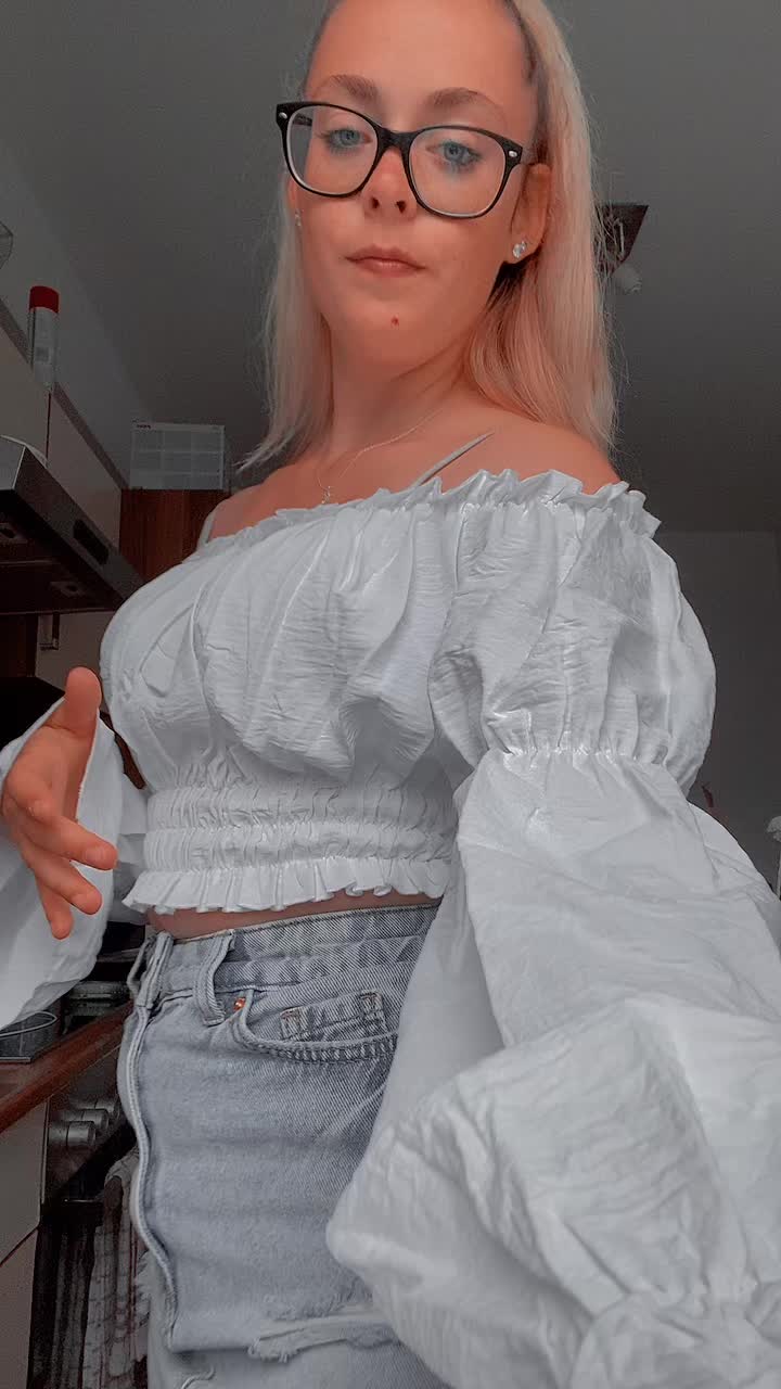 @𝒞𝑒𝓁𝒾𝓃𝑒💗💗