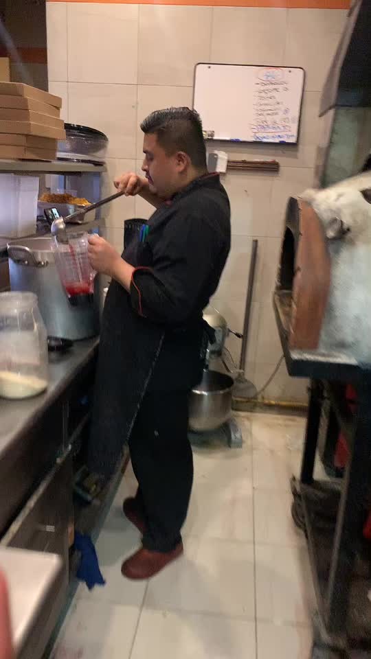 @Bri&ouml;nter Om&auml;r