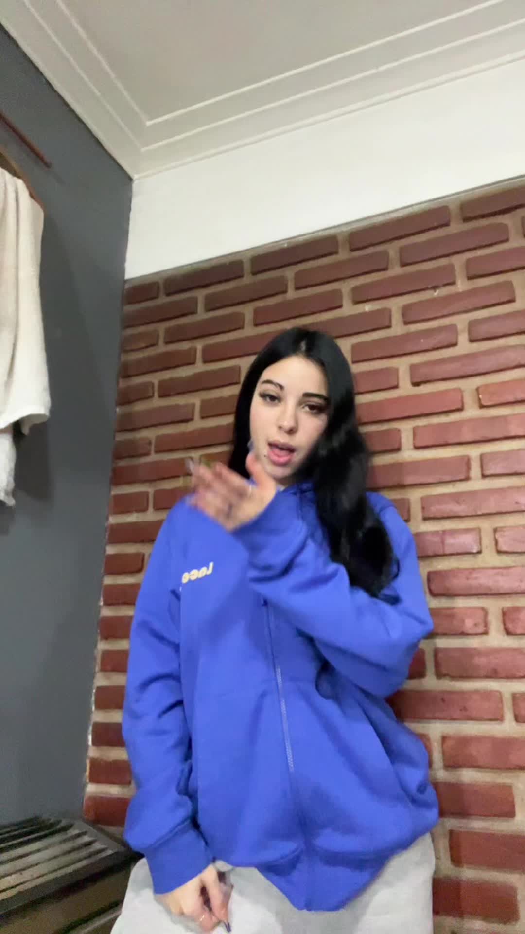 @SIMONA🖤