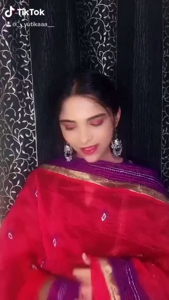 @Yutika Kudtarkar👑