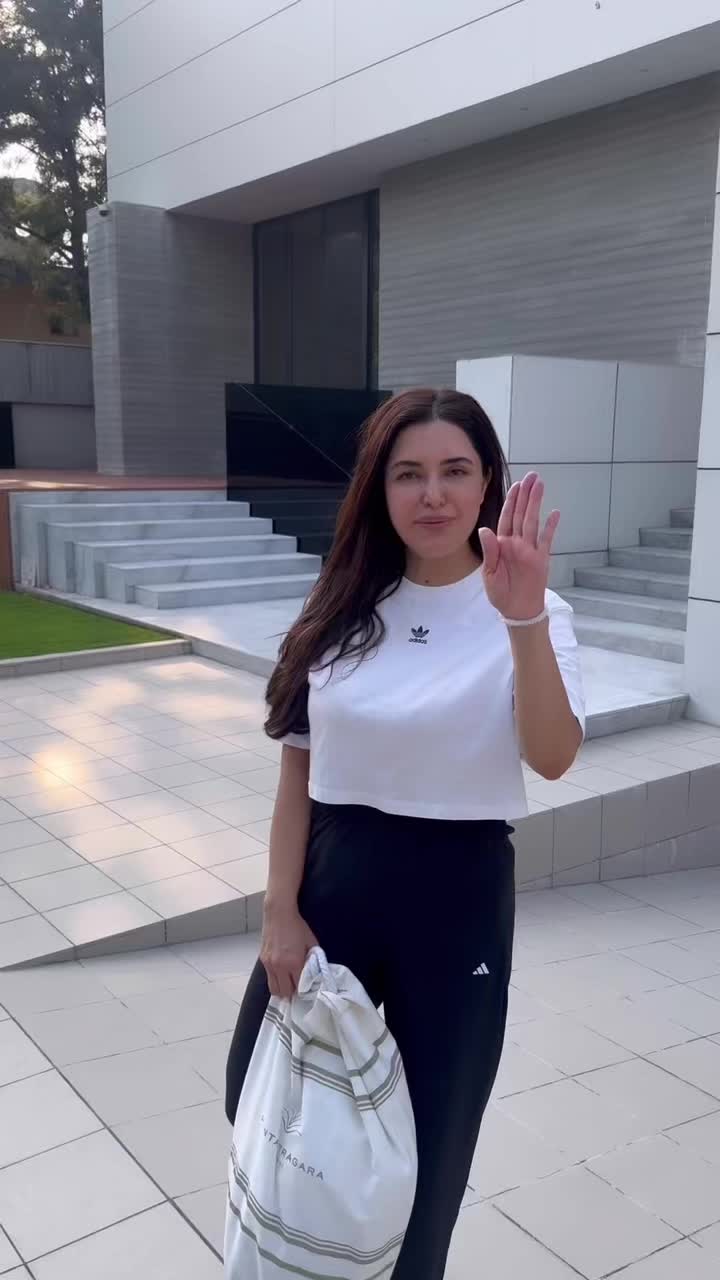@fazeelaabbasi_