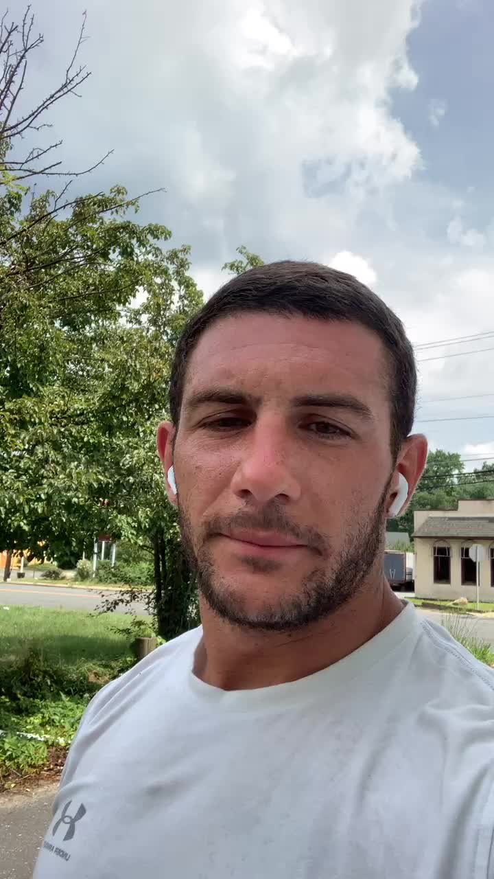@CDeLucca