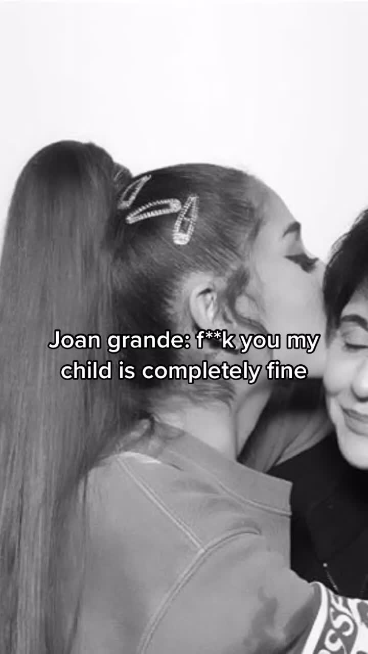 @𑁍Ari is queen𑁍