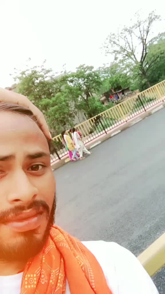 @cute..shubhu...