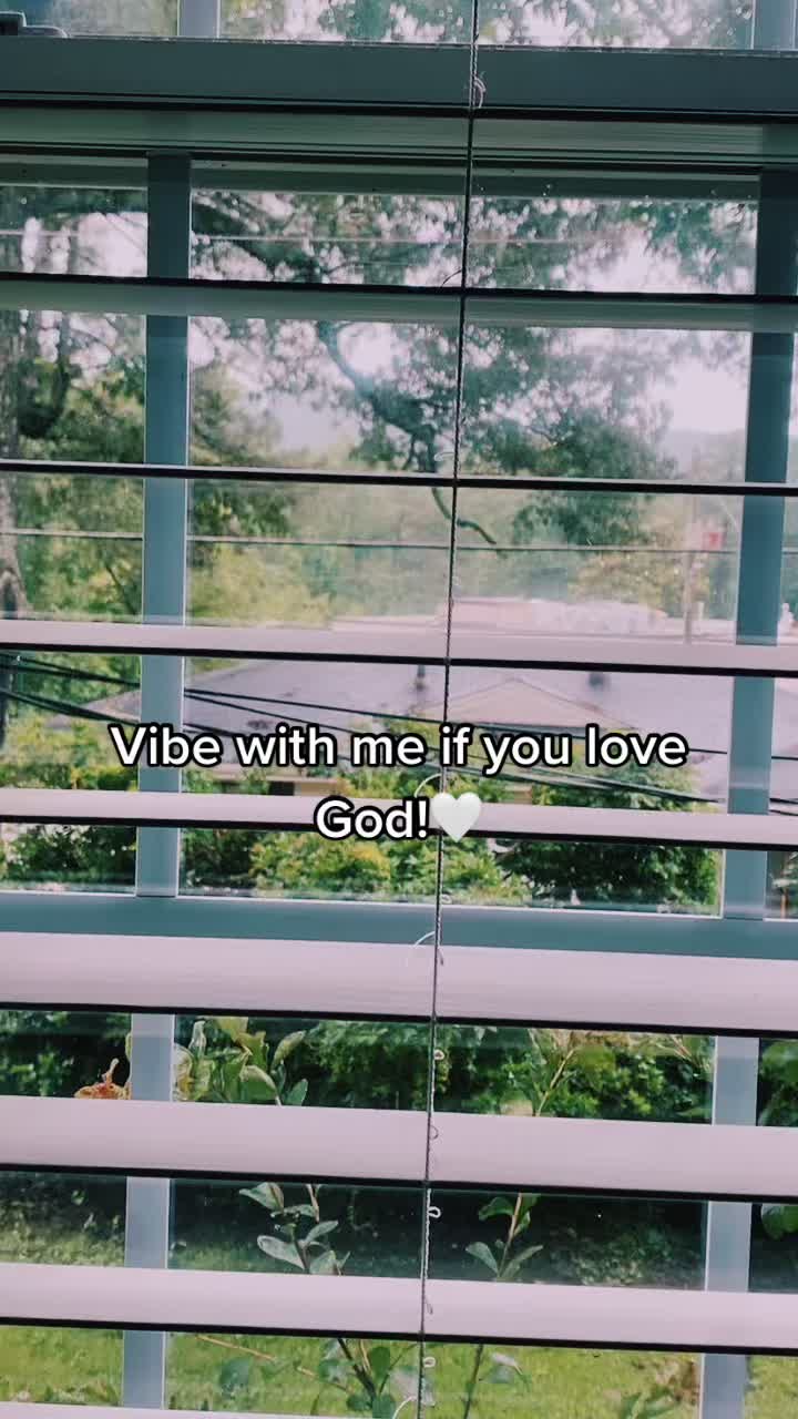 @✝️𝗝𝗲𝘀𝘂𝘀 𝗶𝘀 𝗸𝗶𝗻𝗴!✝️