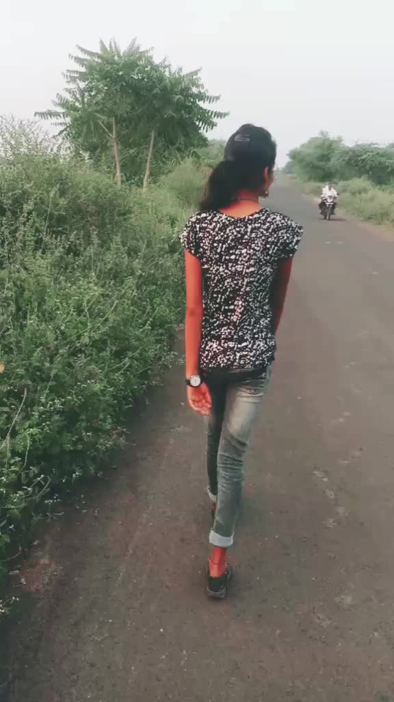 @Pooju queen 👸