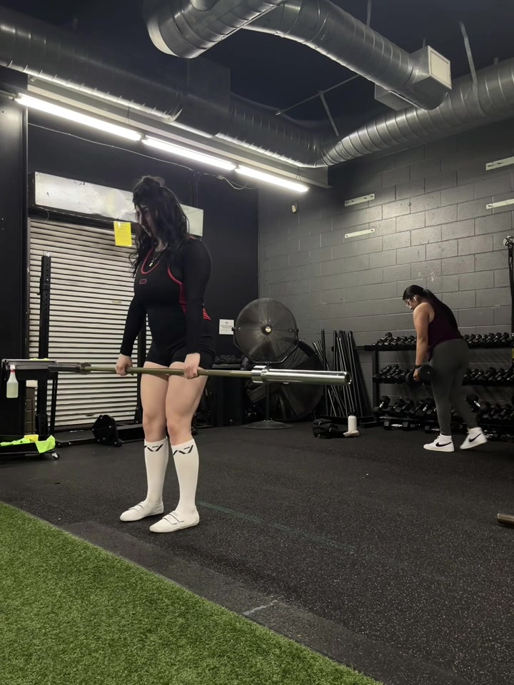 @Elisa