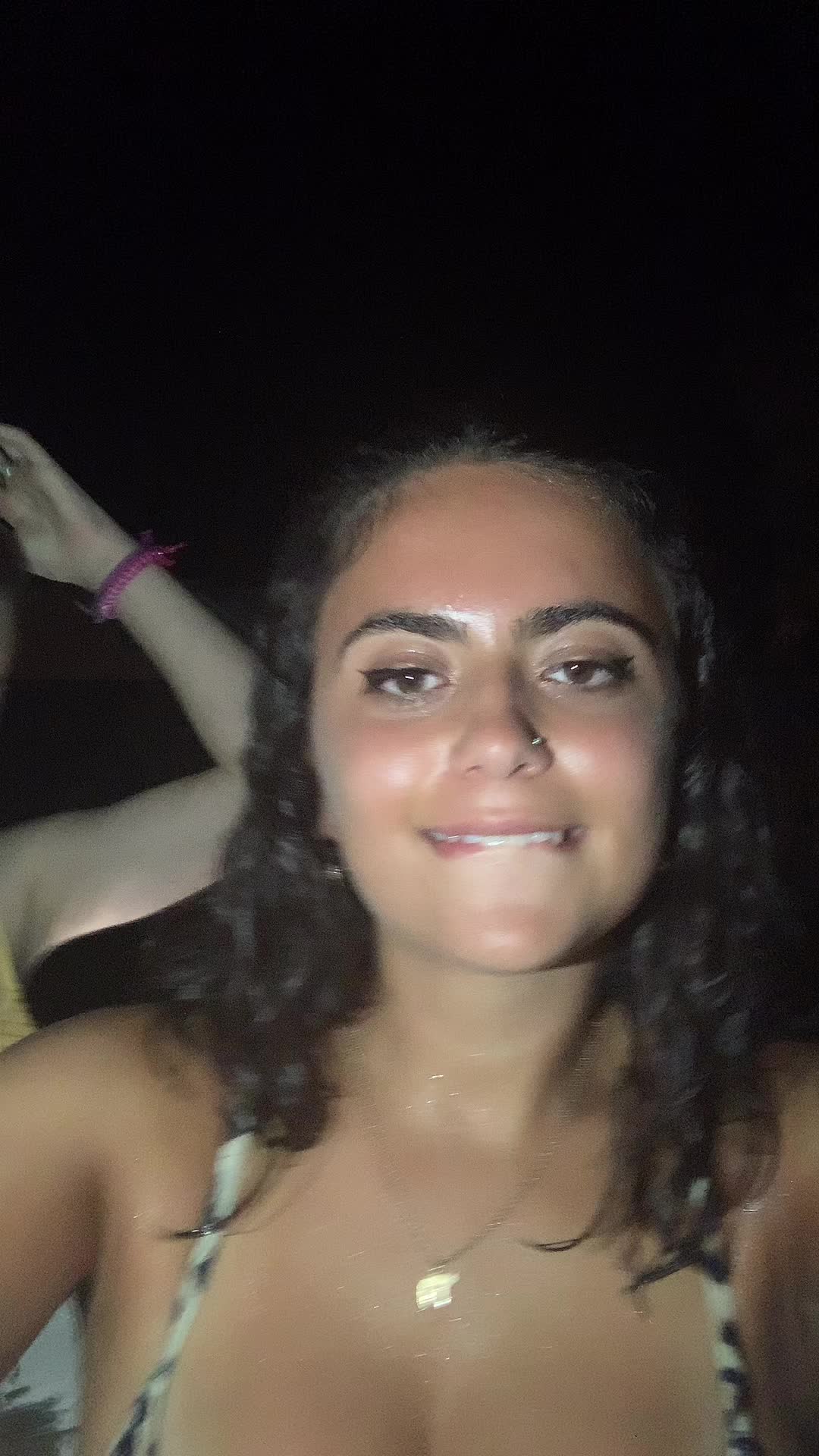@ellaraingold