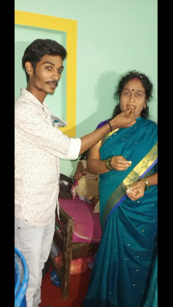 @love u amma😘😘😘