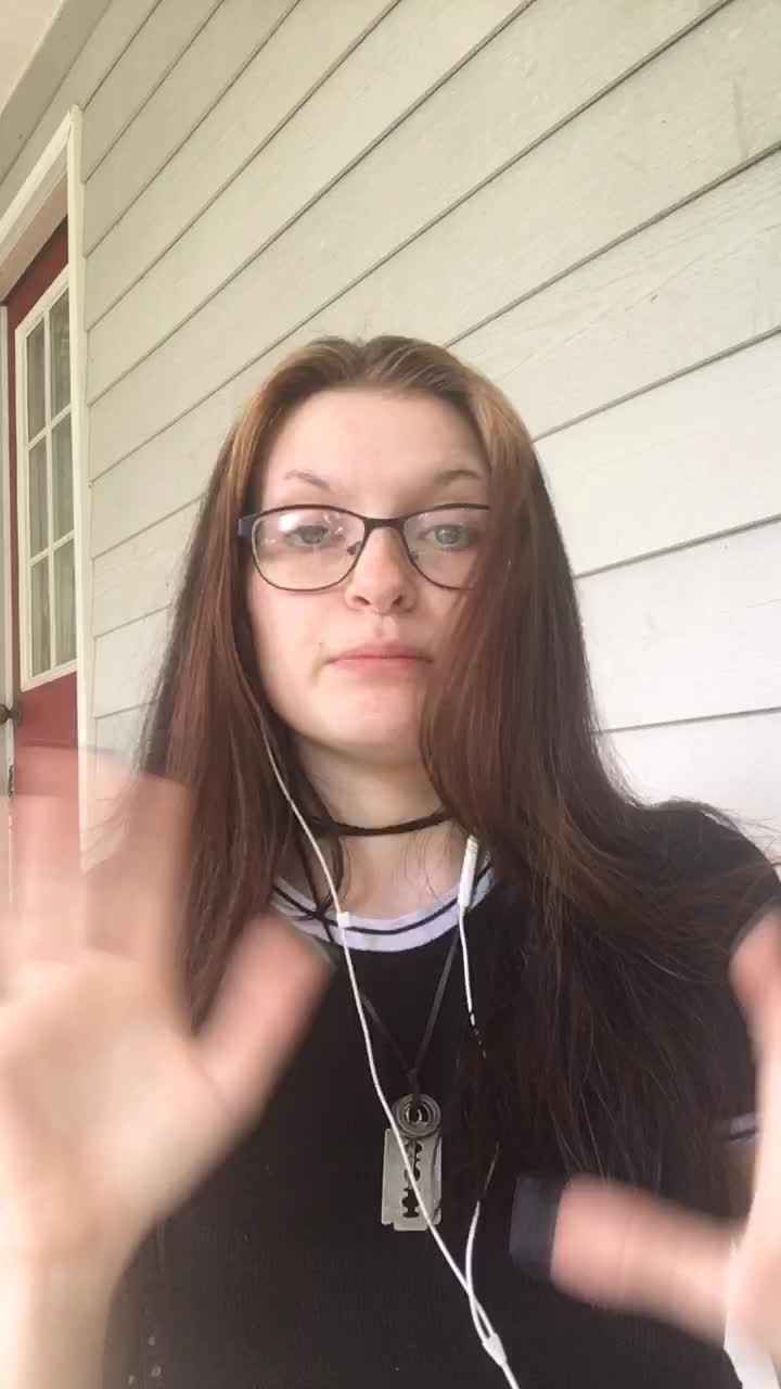 @CourtneySLaughter