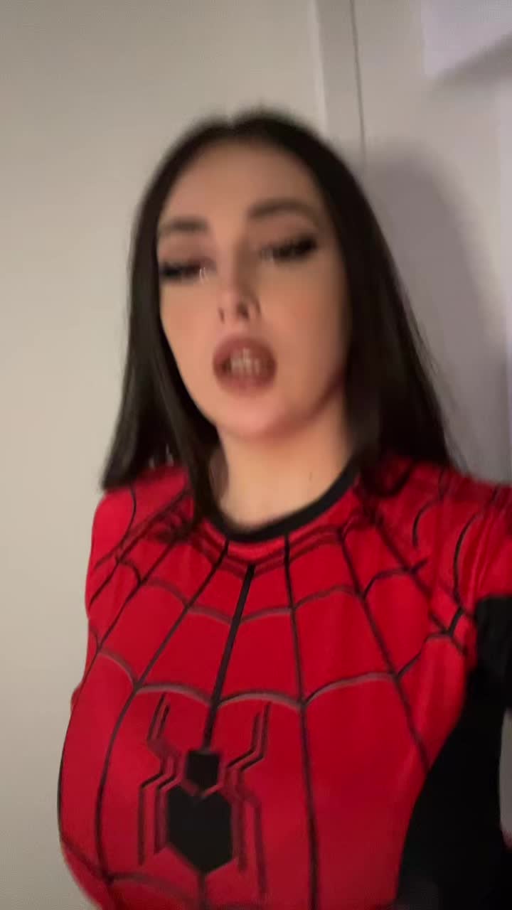 @Sarah 🕸️