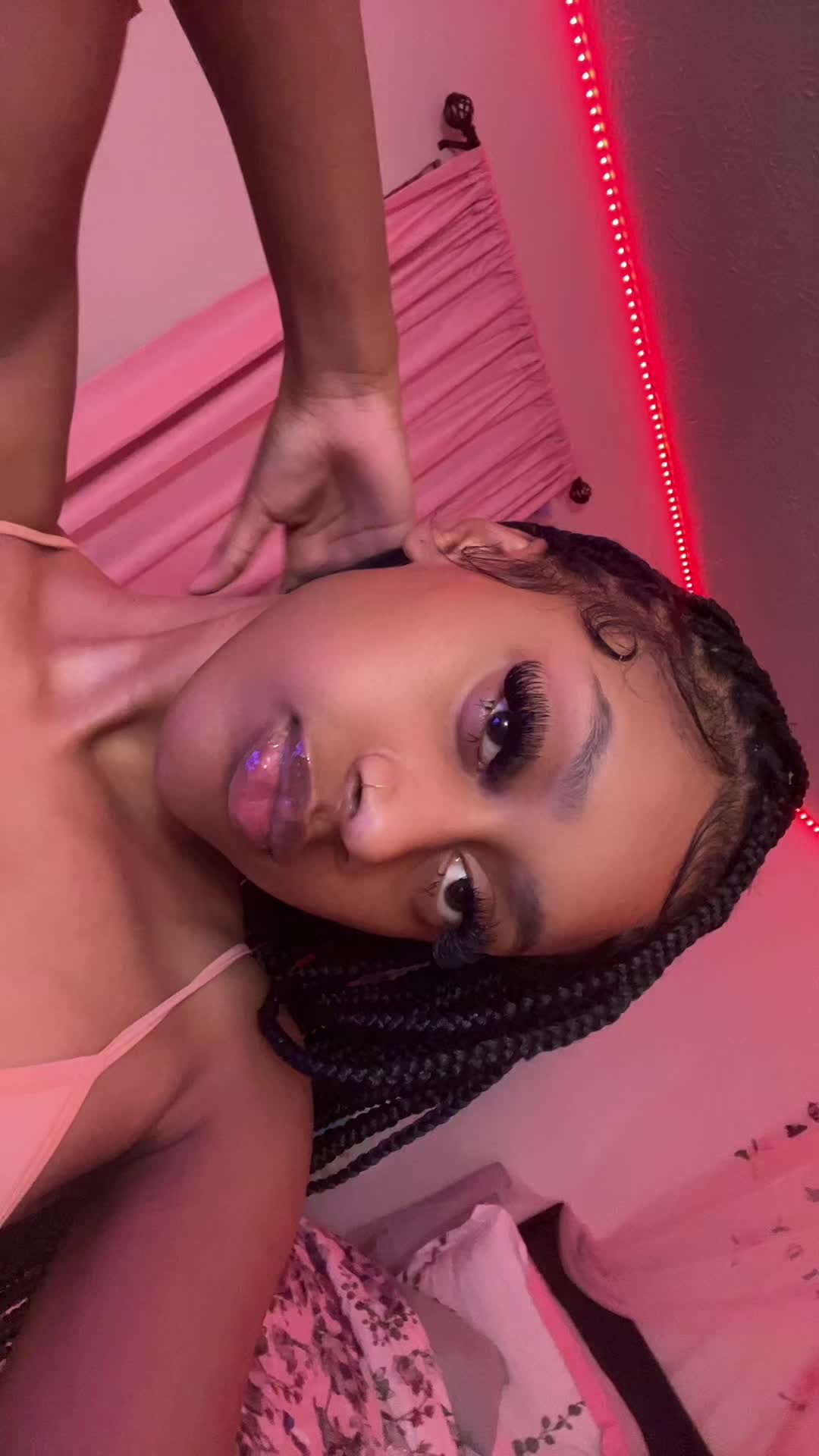 @Chassidy🤎