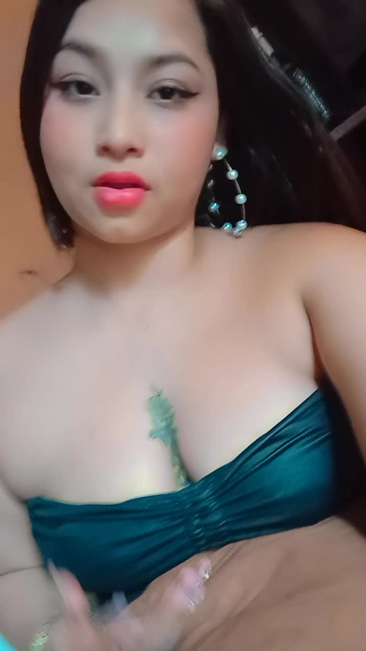 @Adriana Elizabeth