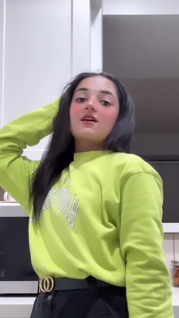 @Sneha dhiman 🇨🇦