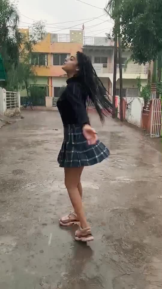 @ISHAMALVIYA🔥