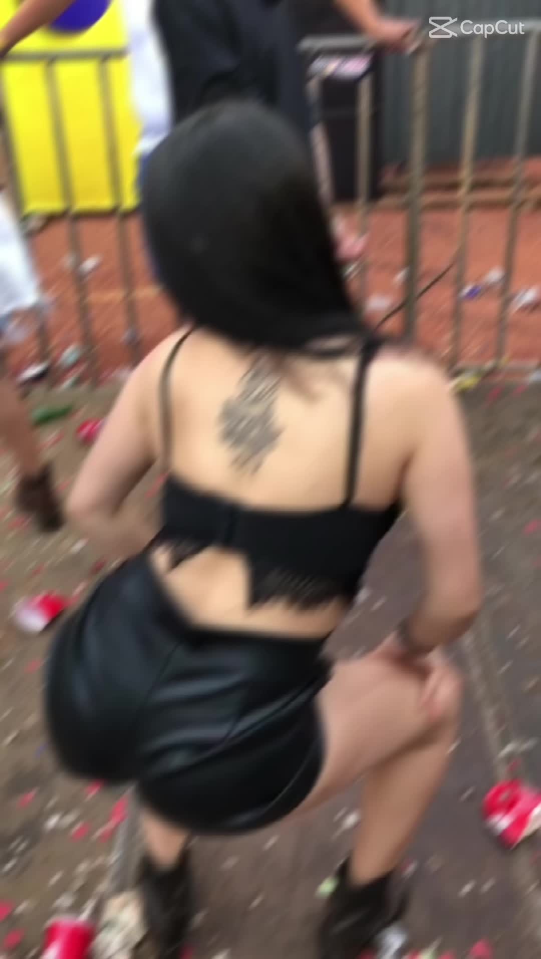 @Ana Ju