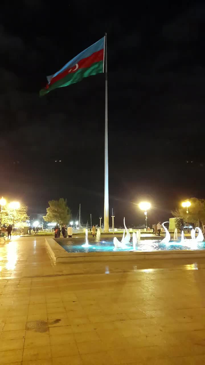@Esmira Tağıyeva