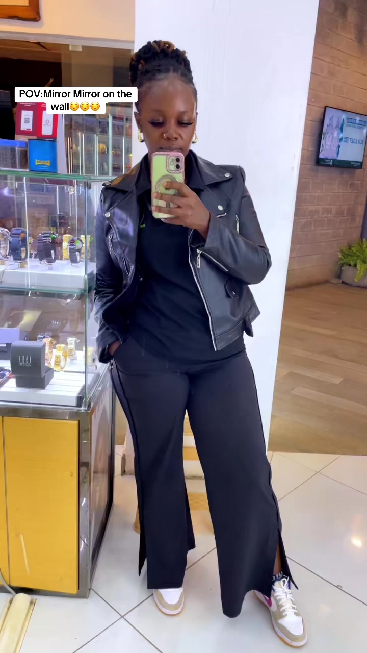 @Carol Wawira
