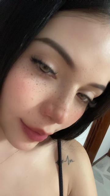 @Lily Rosse B