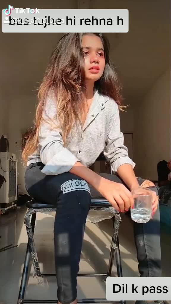 @Akki_Khatabia_👑
