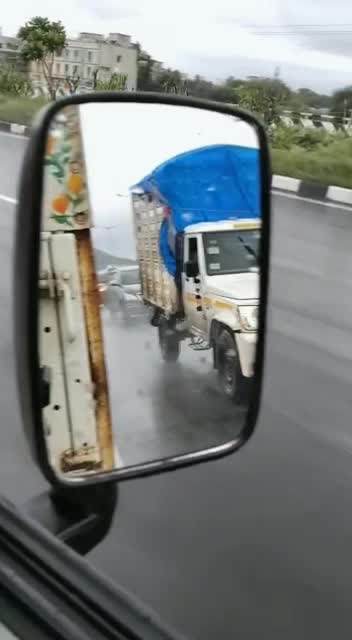 @SoNya तांडवएक्सप्रेस