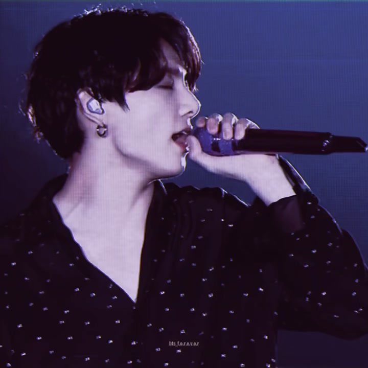@✨ 𝐥𝐢𝐤𝐞 𝐜𝐫𝐚𝐳𝐲 ✨
