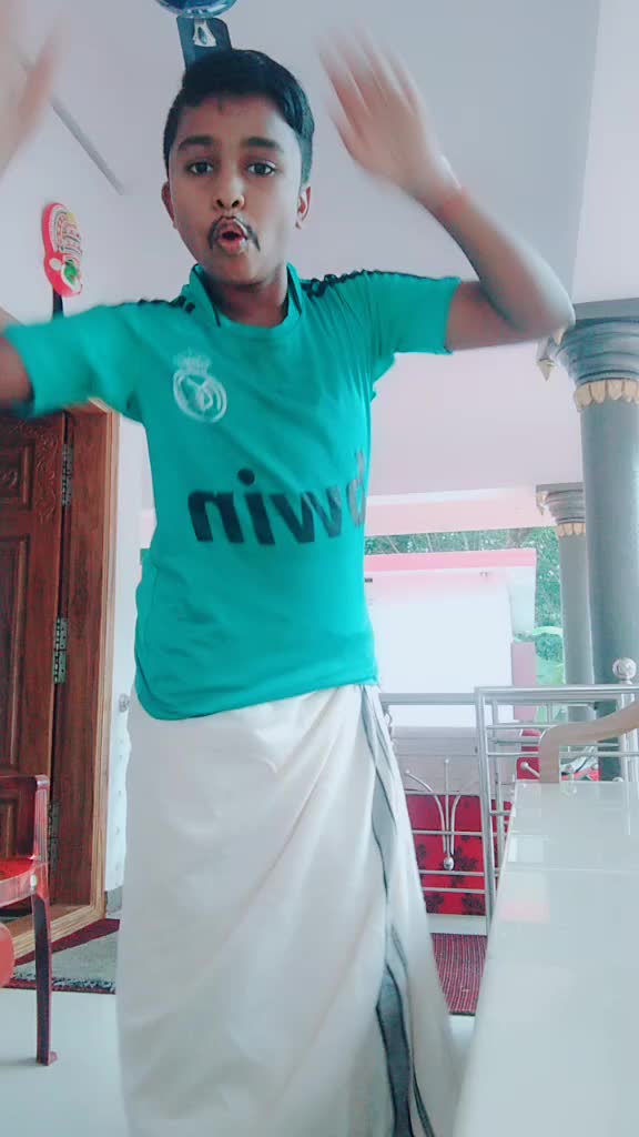 @KaNnAn. Dj 🤑💖💯😎