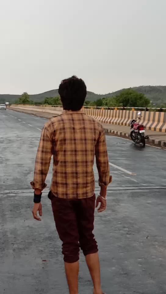 @vishnukumar