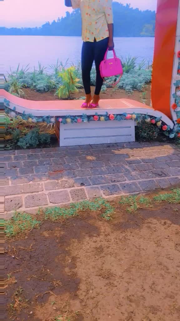 @lainiyemba