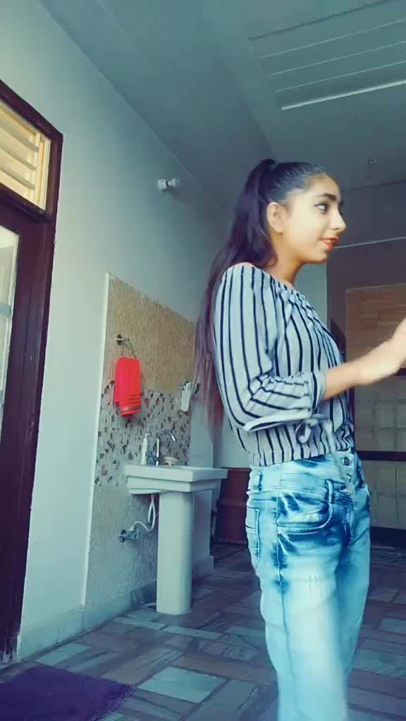 @💕ATTRACTIVE QUEEN💕