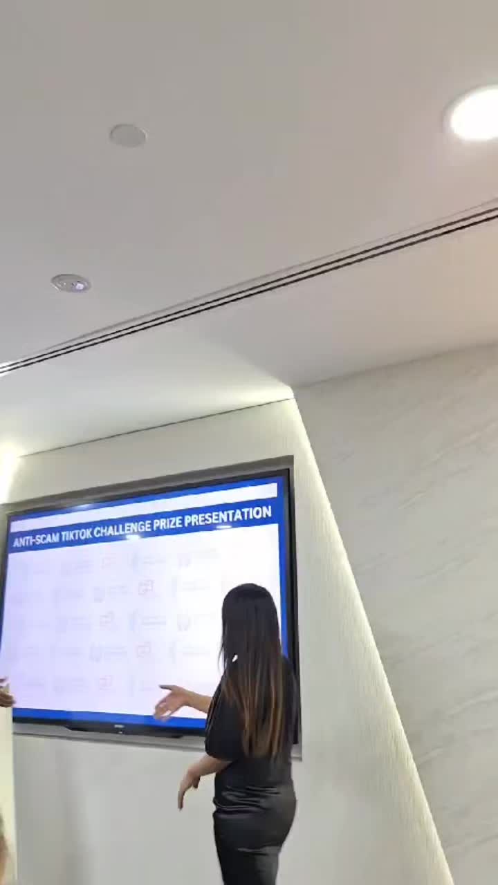 @EmyMoves 🇲🇱