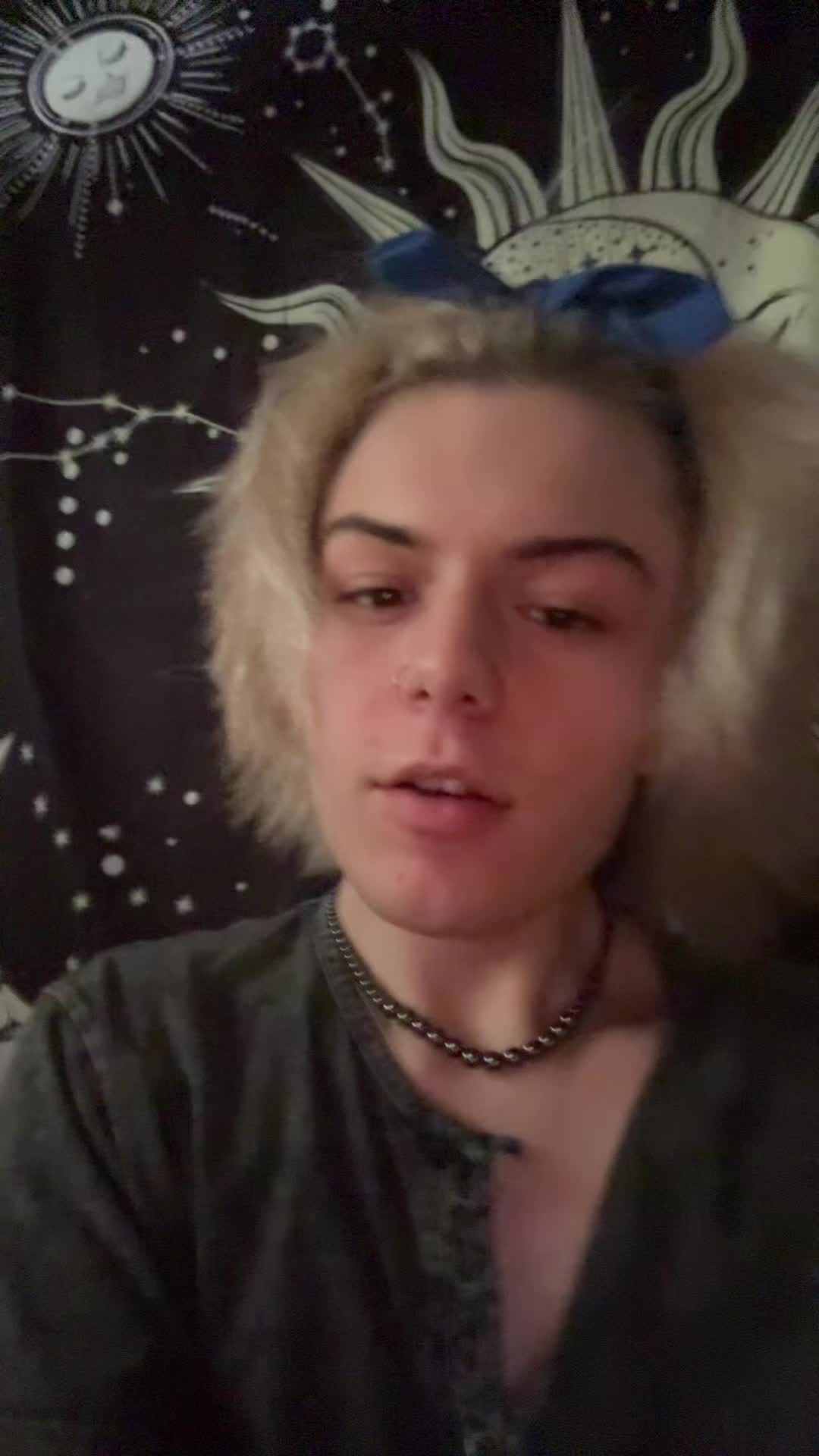 @lilhomofr