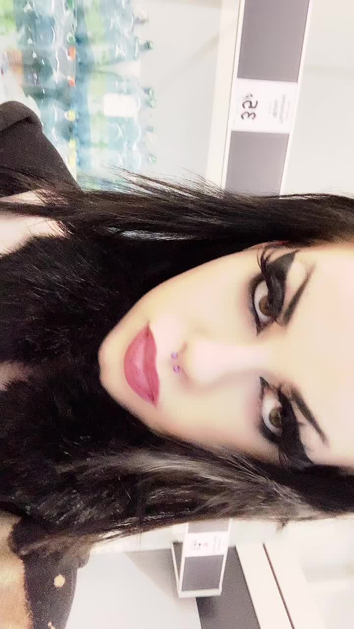 @sapphire <33
