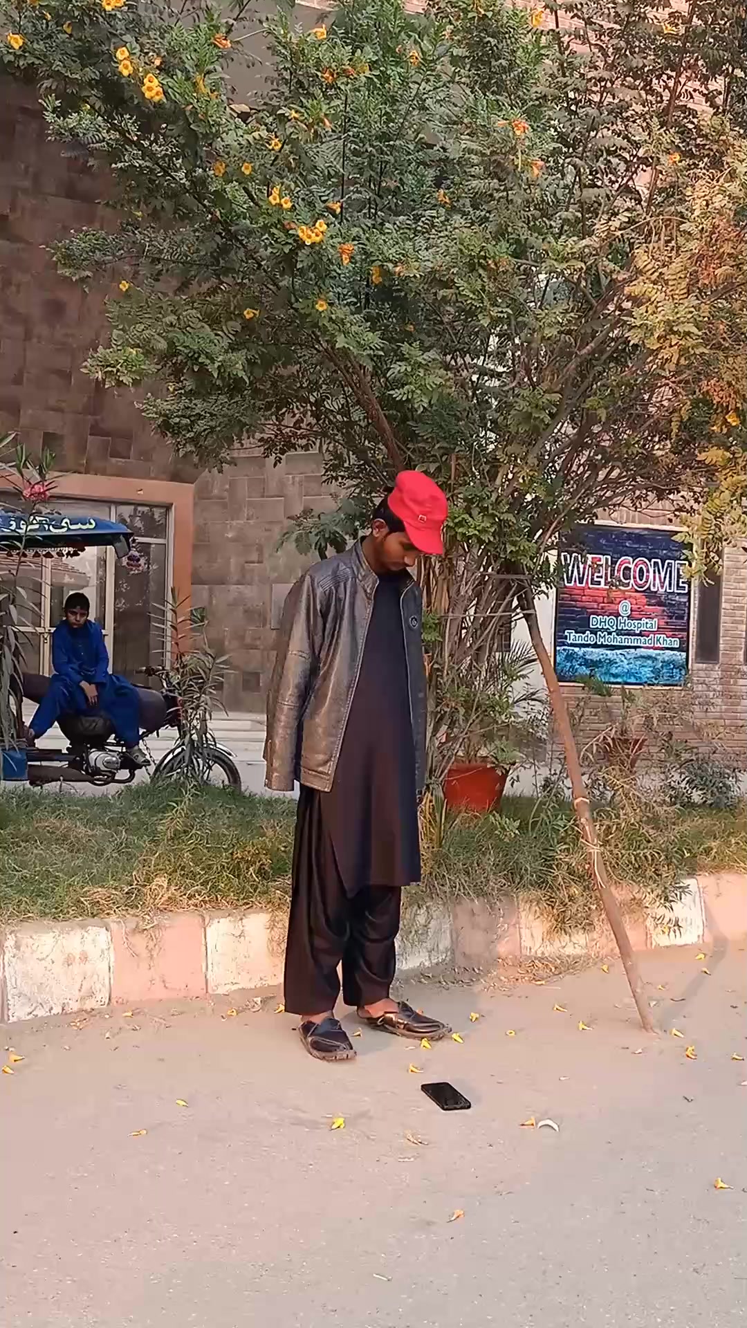 @Pakistani__Bois