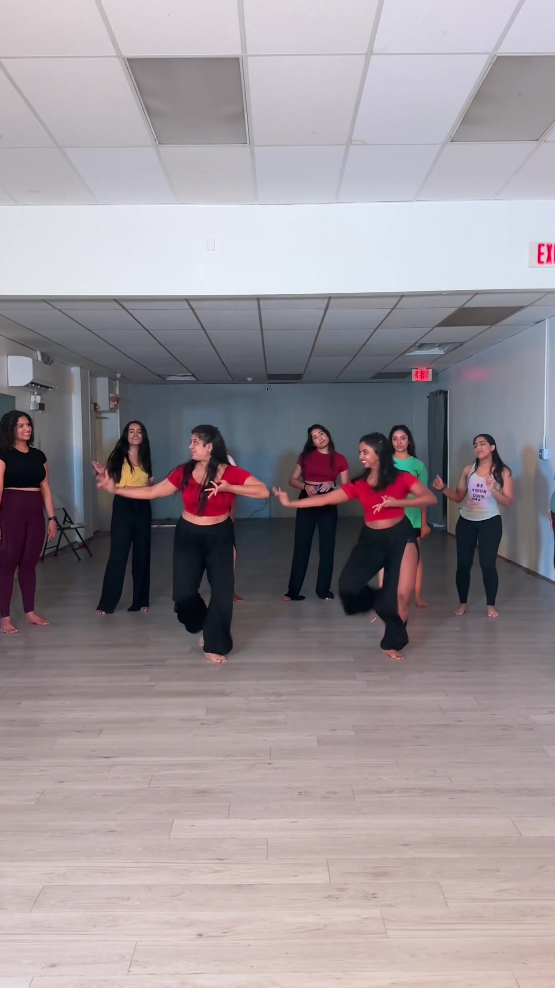 @Desi Moves & Vibes