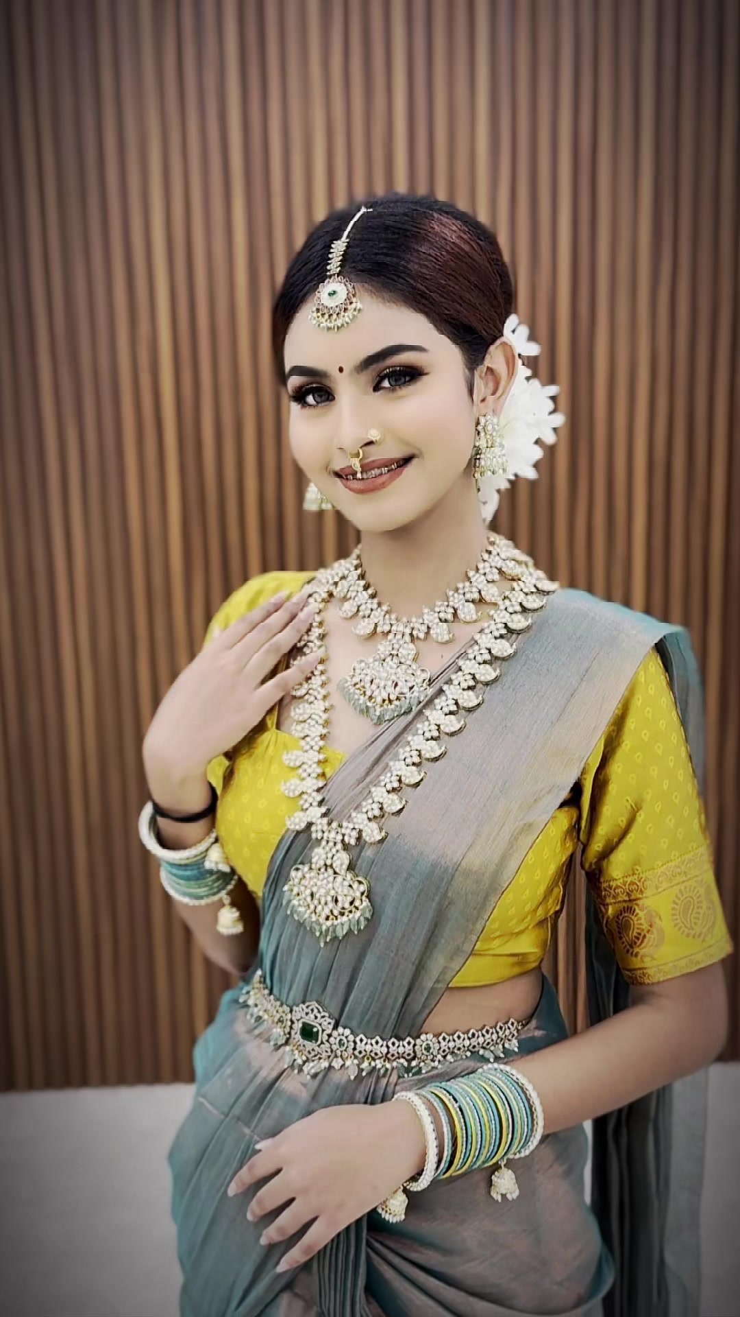 @Madhur🦋