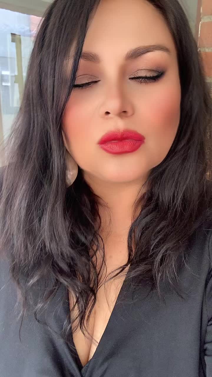 @Ana