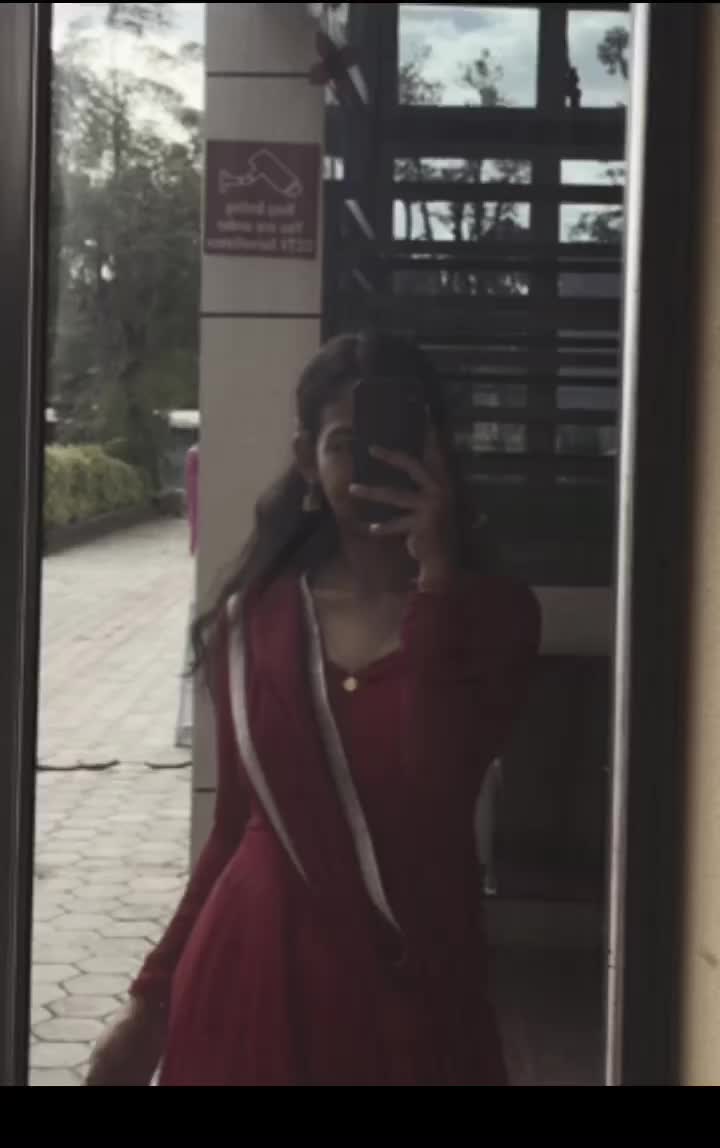 @👀