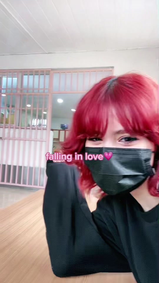 @<3