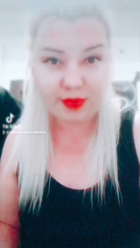 @Sabrina/jeKerellaj